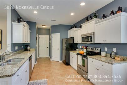 Foto del edificio - 5026 Nokesville Cir