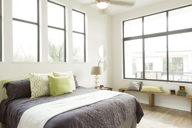 Foto del edificio - 1035 Chester Ave