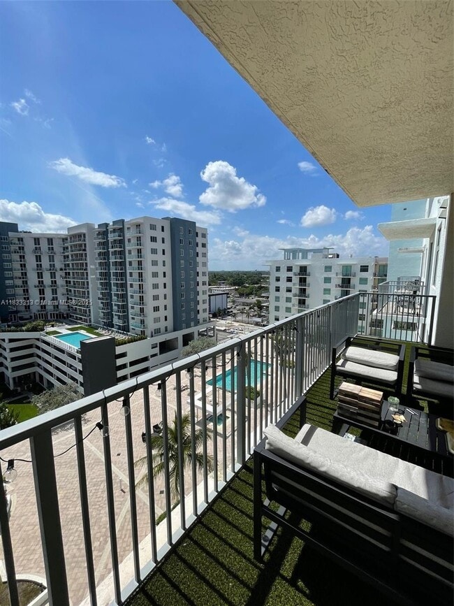 Building Photo - 140 S Dixie Hwy