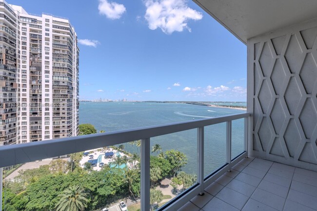 Building Photo - 2451 Brickell Ave
