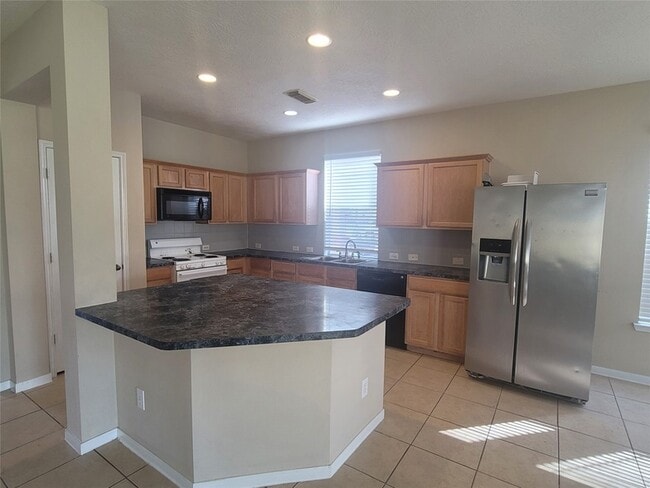 Foto del edificio - 17211 Brookhollow Grove Ct
