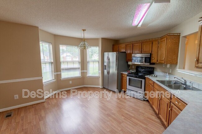 Foto del edificio - 1009 Norwood Ct