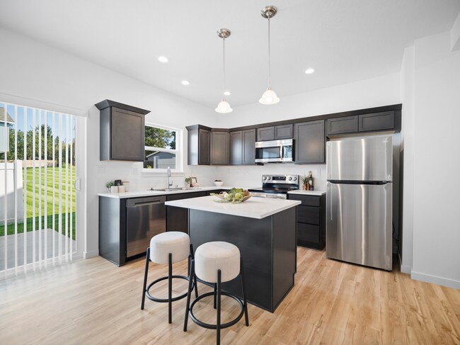 Foto del edificio - Newer Duplex in Deer Park 3bed, 2.5 bath