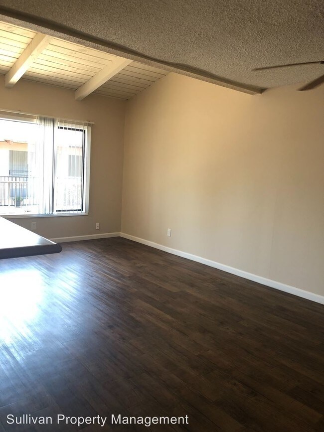 Foto del edificio - 16661 McFadden Ave
