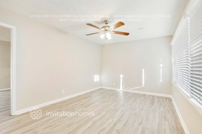 Foto del edificio - 2679 Carriage Ln