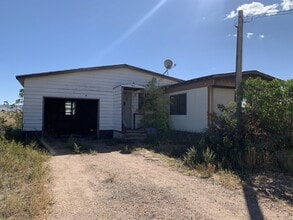 Building Photo - 4011 S Fort Buford Ln