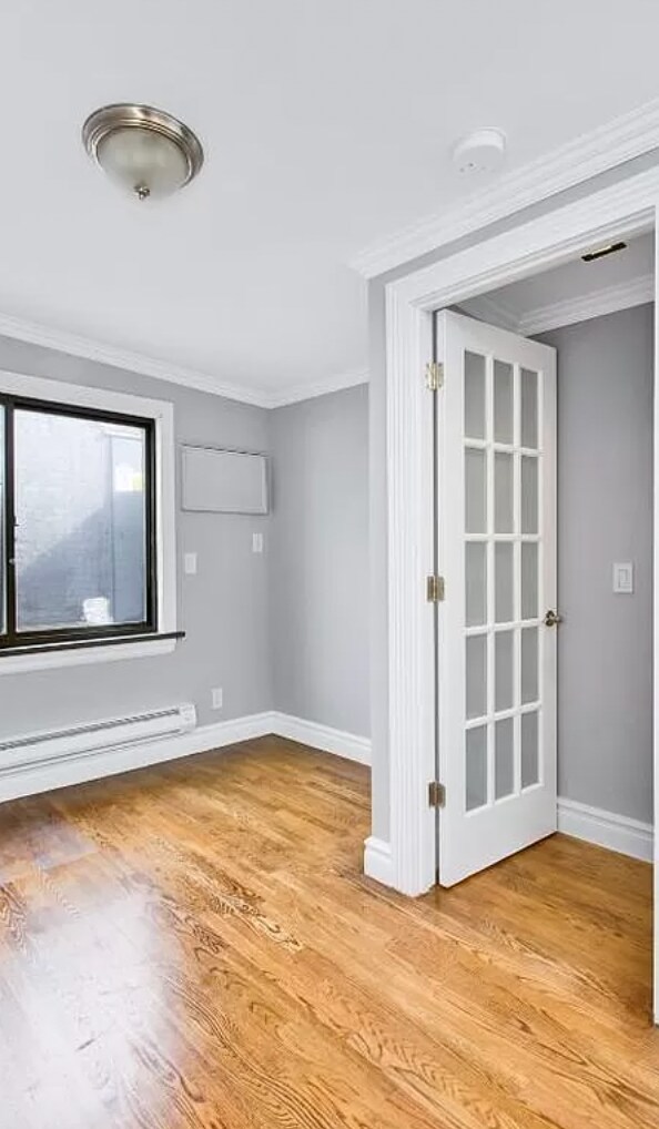 Foto del edificio - 419 E 13th St