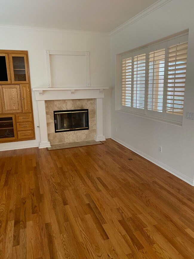 Foto del edificio - Carmel Valley “Shores” 5BR/3BA Executive H...