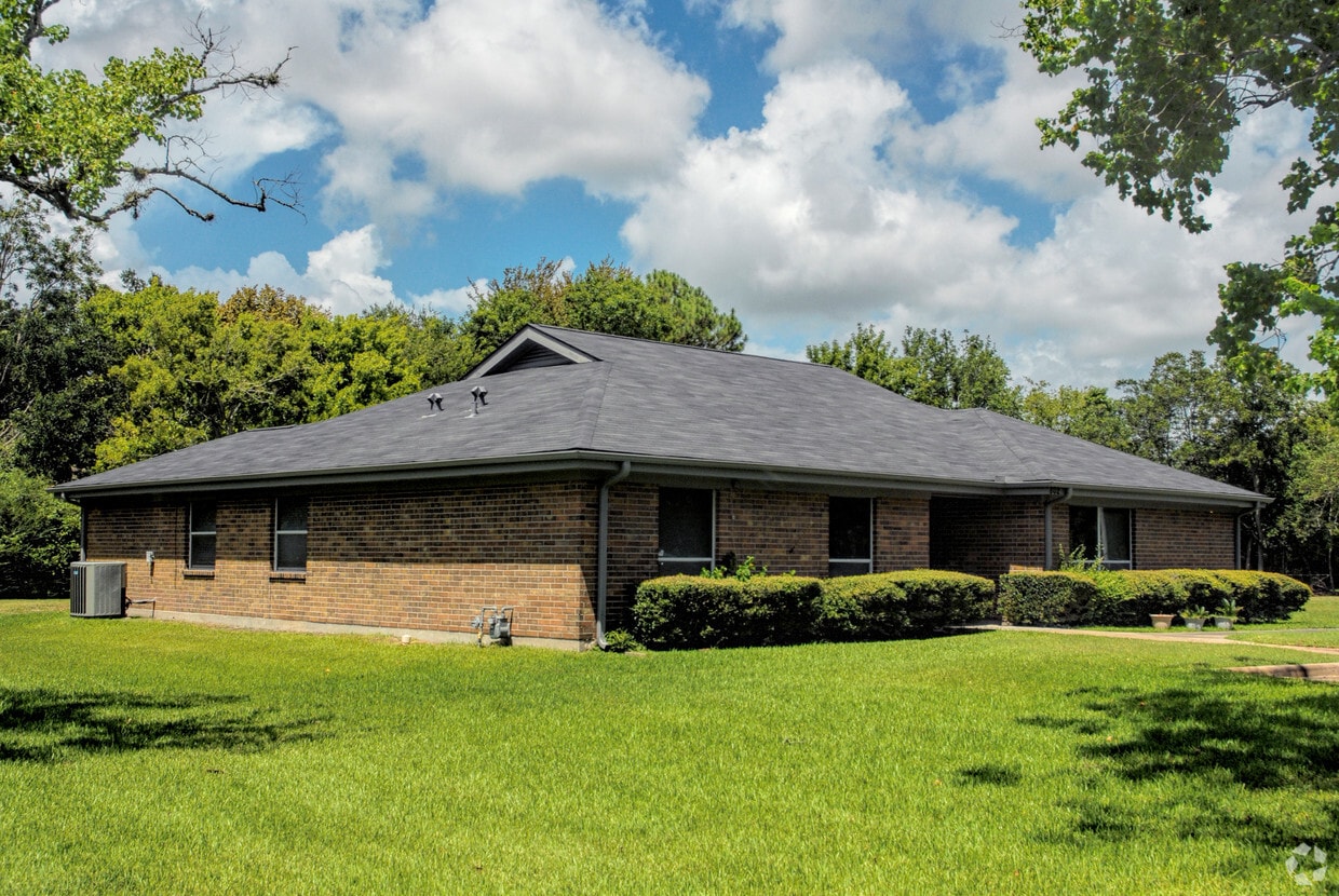 Primary Photo - TARC GROUP HOME 5 APARTMENTS