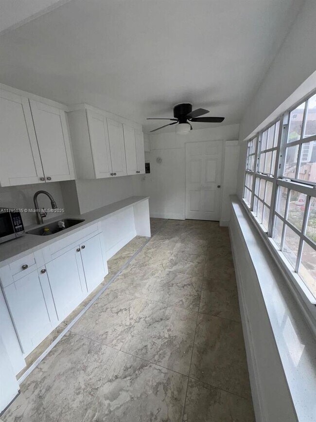 Foto del edificio - 1315 SW 3rd St