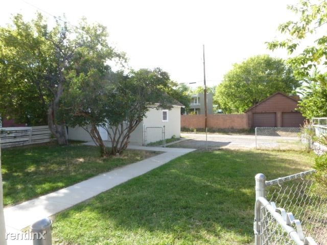Building Photo - 4 br, 2 bath House - 822 RODNEY