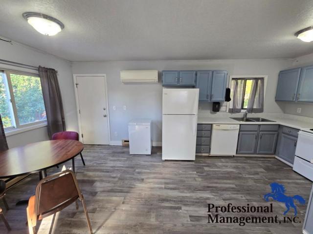 Building Photo - 2 bedroom in Billings MT 59101