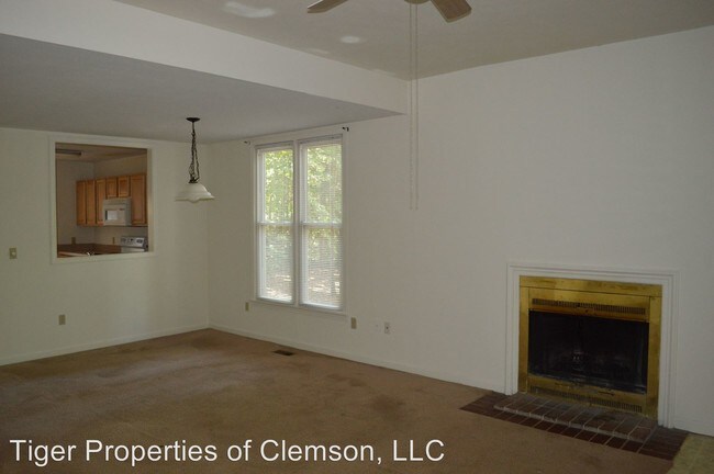 Building Photo - 109 Clemson St