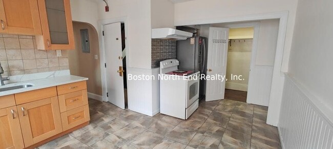 Building Photo - 4 bedroom in Boston MA 02113
