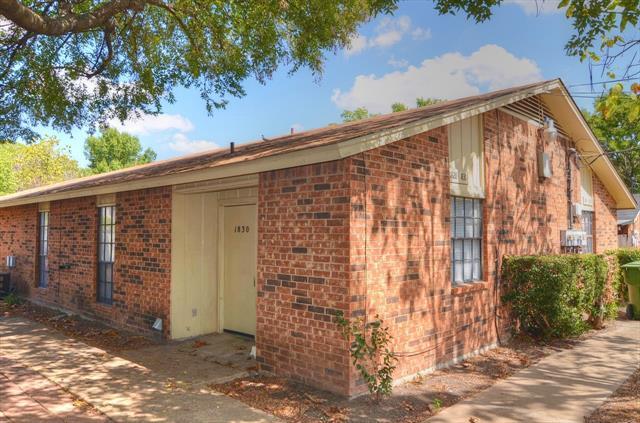 Primary Photo - 1830 Randolph Dr