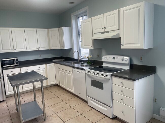 Kitchen - 1 Dutton Ave