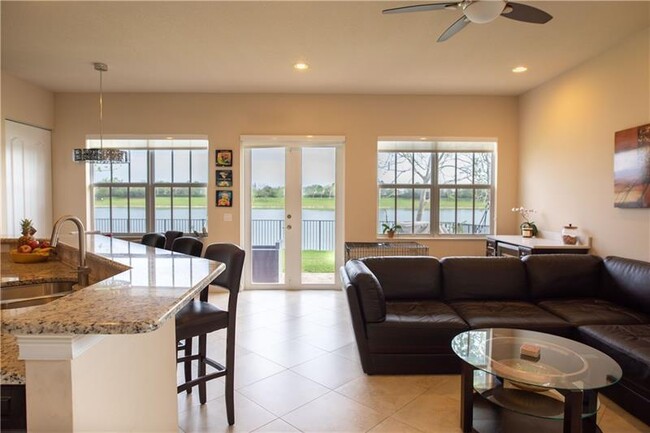 Building Photo - 9722 Blue Isle Bay