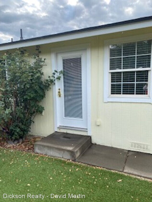 Primary Photo - 1 br, 1.5 bath House - 3995 1/2 Bria Cir