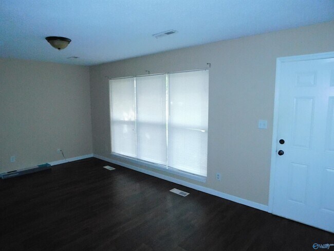 Foto del edificio - 314 Harolds Dr NW