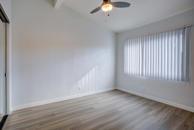 Foto del edificio - 525 W 11th Ave