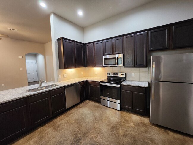 Foto del edificio - 620 Heathers Wy