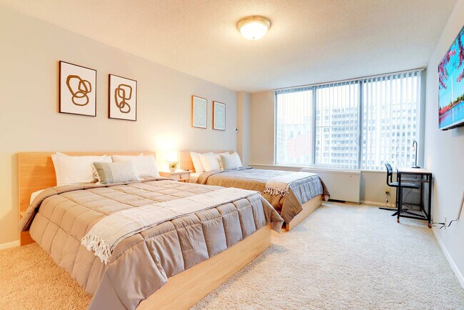 Foto del edificio - 2111 Richmond Hwy