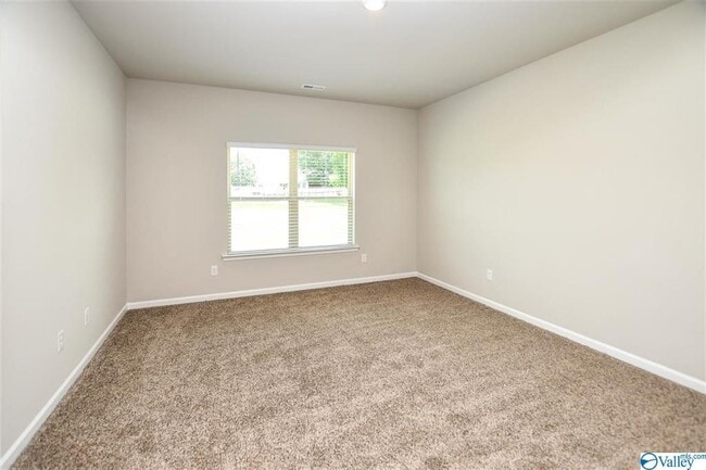 Building Photo - 107 Delilah Ln