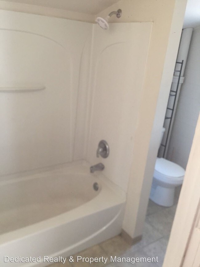 Foto del edificio - 803 N 5th Ave