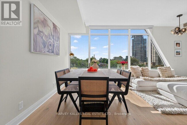 Photo du bâtiment - 151 Avenue Rd
