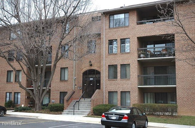 Foto del edificio - 5815 Edson Ln