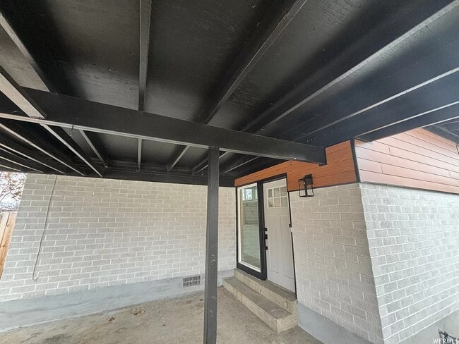 Building Photo - 3744 S 810 E