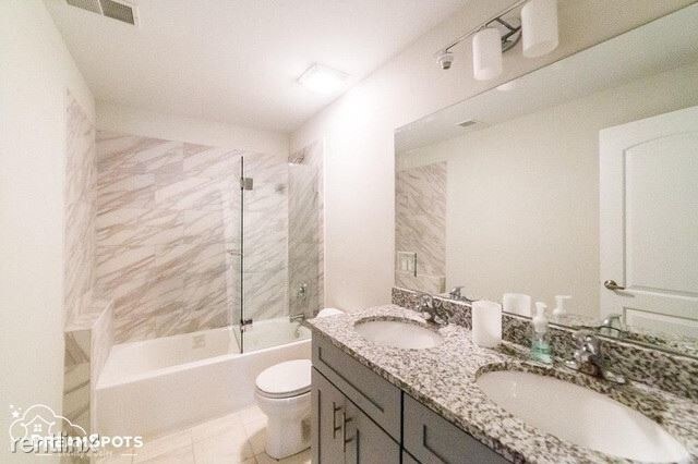 Foto del edificio - 4714 S Lake Park Ave