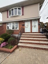 Building Photo - 472 Kirkman Ave