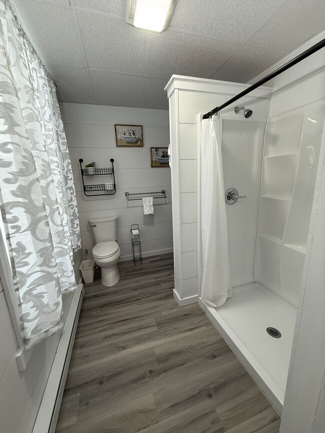 Foto del edificio - 147 S Main St