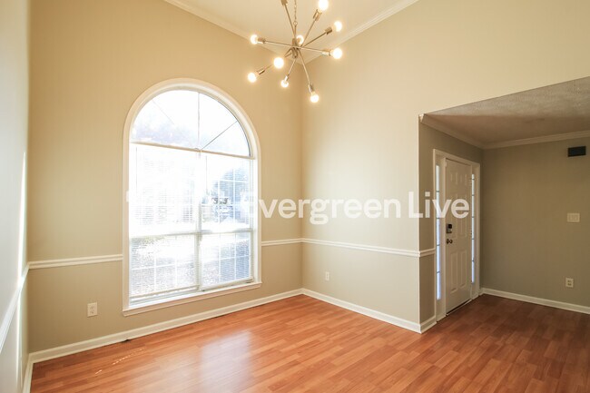 Foto del edificio - 365 Wynbrook Dr