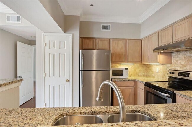 Foto del edificio - 3777 Peachtree Rd NE