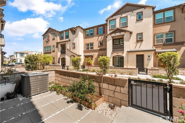 Foto principal - 40727 Melrose Dr