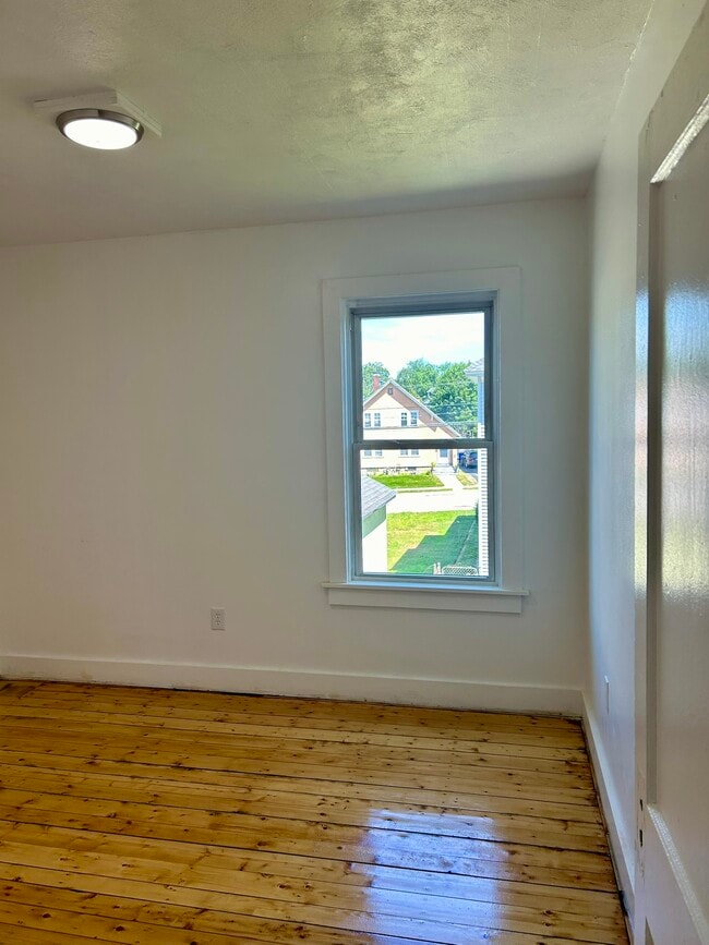 Building Photo - 59 Cotter Ct