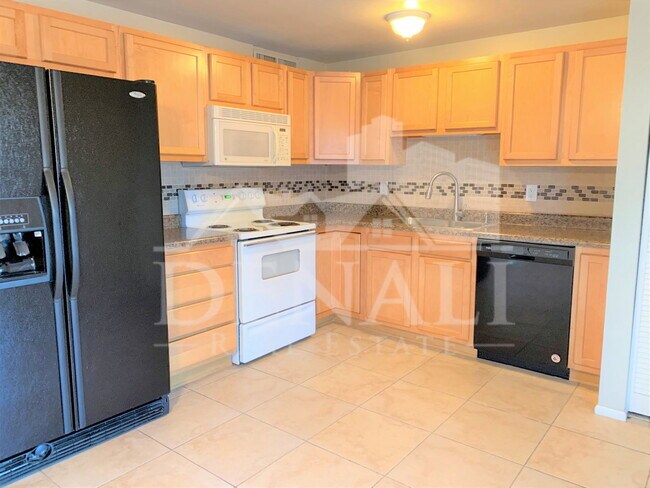 Foto del edificio - 3510 E Ludlow Dr