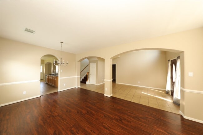 Building Photo - 2311 Diamond Springs Dr