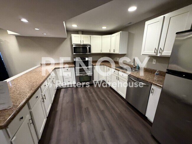 Foto del edificio - 3891 E Cunninghill Dr