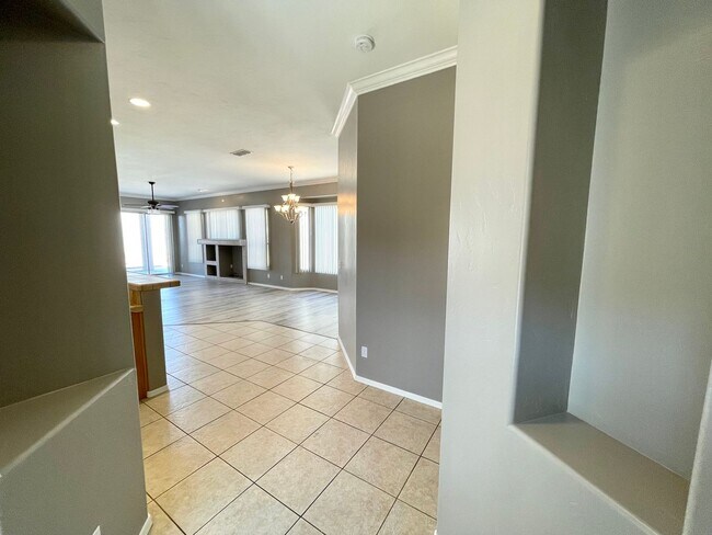 Foto del edificio - Great 2 Bedroom Home in Gated Neighborhood!