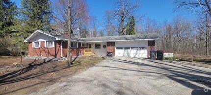 Building Photo - 5288 County Line Rd