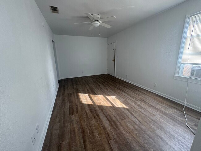 Foto del edificio - Maple St. Apartments