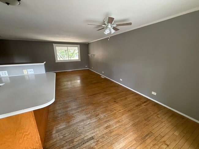 Building Photo - 1013 Frank Dr