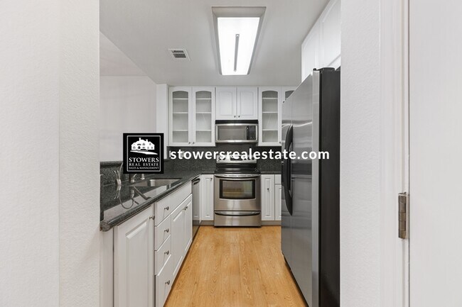 Building Photo - 7646 Tuscany Dr