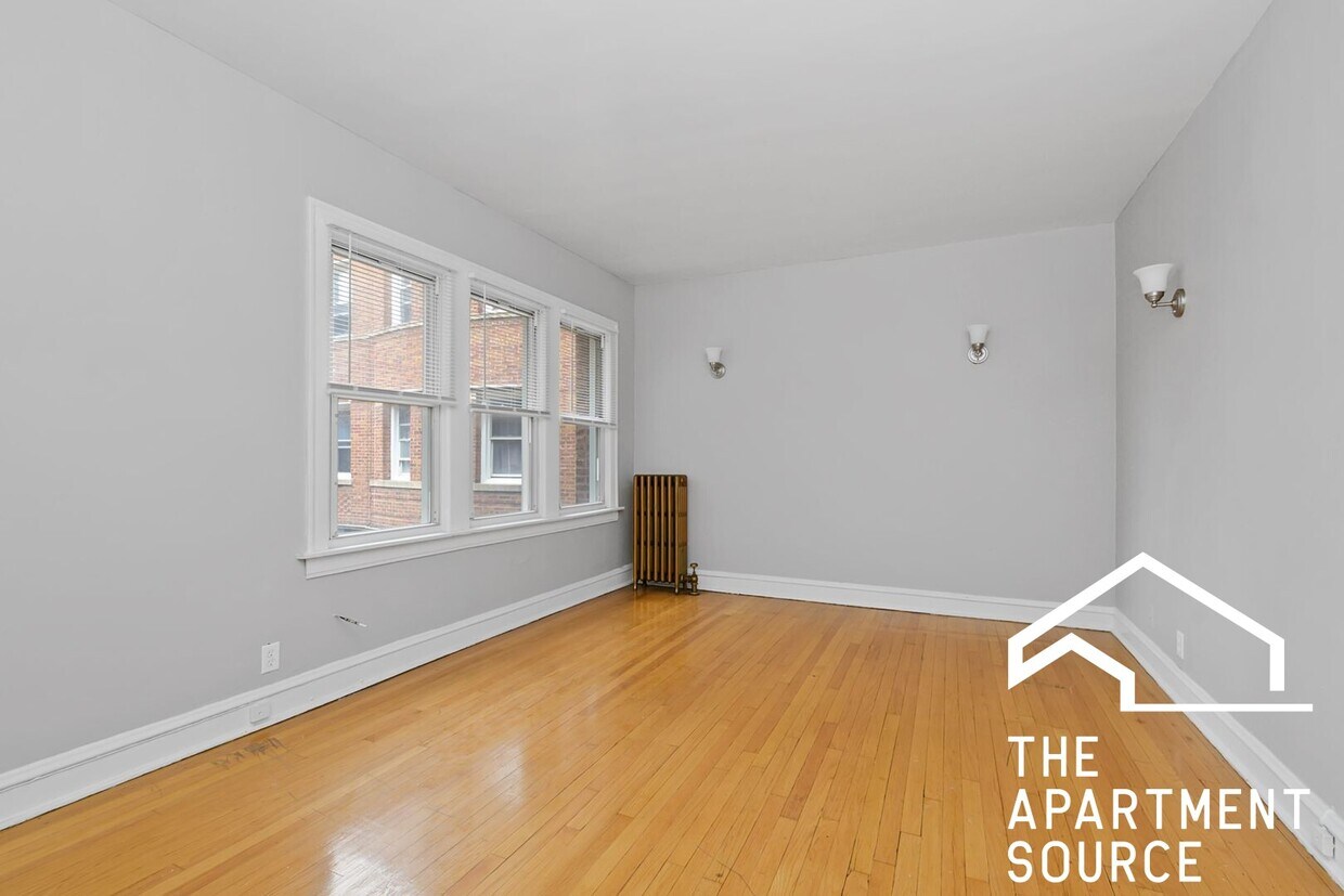 Foto principal - 8709 S Morgan St
