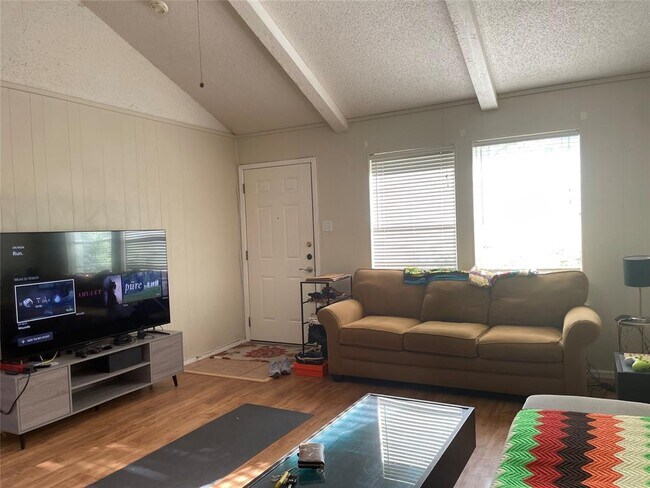Foto del edificio - 12311 Willow Wild Dr