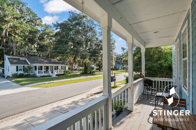 Building Photo - 1105 13th St