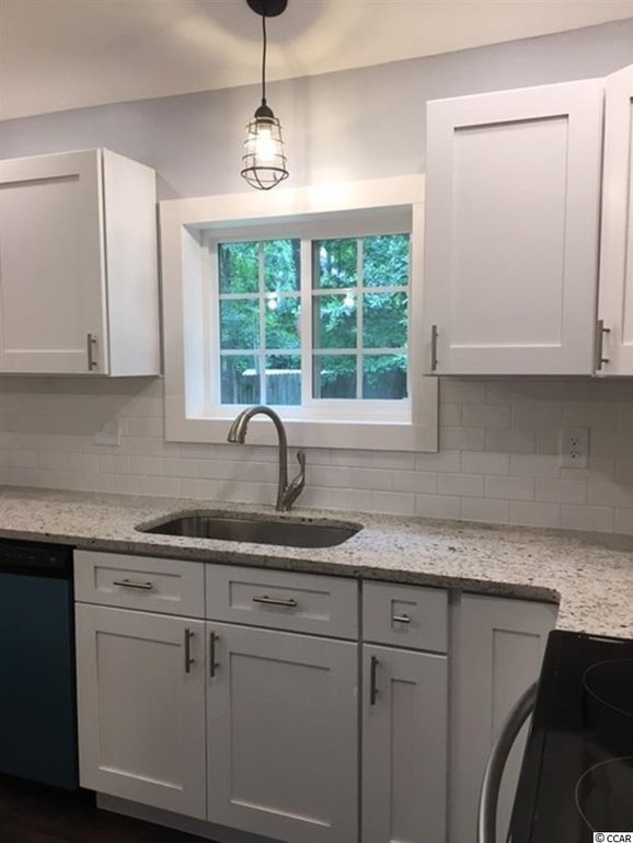 Foto del edificio - 1010 Burroughs St